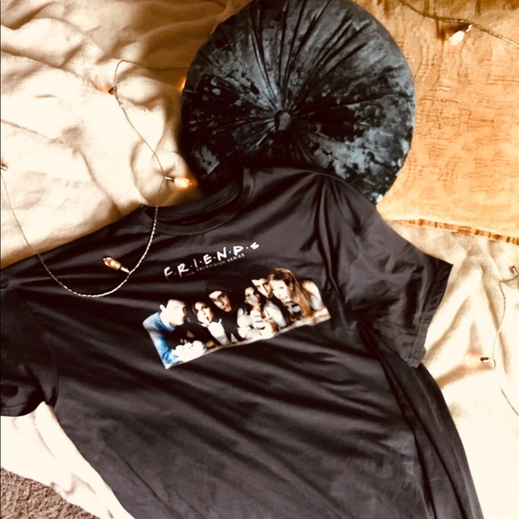 FRIENDS teeee - Picture 4 of 4